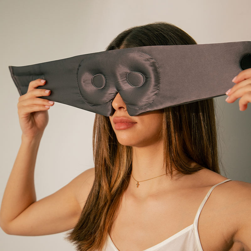 Moonlight Shadow Silk Contoured Eye cup mask for protecting eyelashes while you sleep
