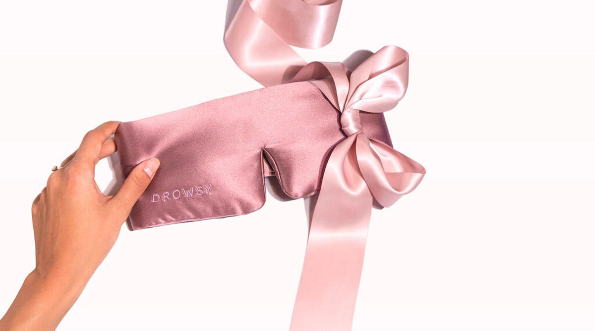 Best Silk Sleep Masks for Side Sleepers: Comfort & Fit
